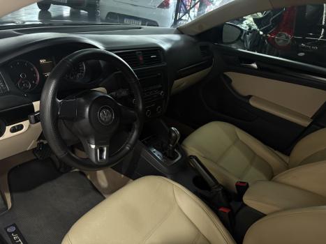 VOLKSWAGEN Jetta 2.0 4P FLEX COMFORTLINE TIPTRONIC AUTOM�TICO, Foto 8