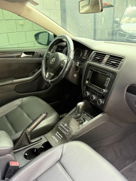VOLKSWAGEN Jetta 2.0 4P COMFORTLINE TIPTRONIC AUTOM�TICO, Foto 8