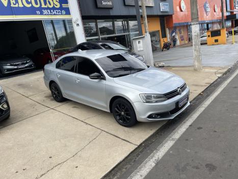 VOLKSWAGEN Jetta 2.0 4P COMFORTLINE TIPTRONIC AUTOM�TICO, Foto 3