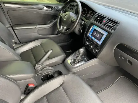 VOLKSWAGEN Jetta 2.0 4P COMFORTLINE TIPTRONIC AUTOM�TICO, Foto 16