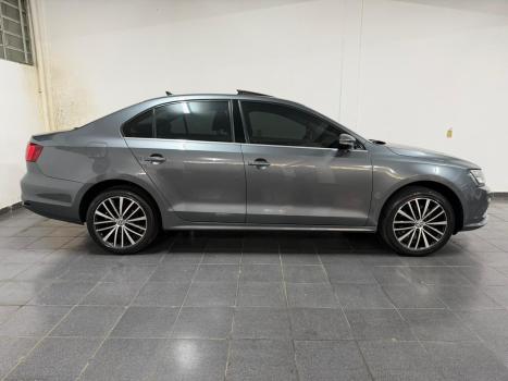 VOLKSWAGEN Jetta 2.0 4P TSI HIGHLINE 211 CV AUTOM�TICO, Foto 4