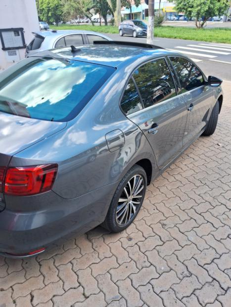 VOLKSWAGEN Jetta 2.0 4P TSI HIGHLINE 211 CV AUTOM�TICO, Foto 3