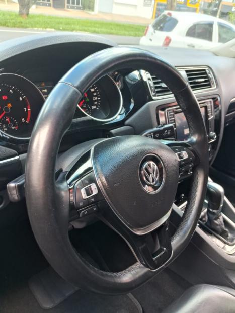 VOLKSWAGEN Jetta 2.0 4P TSI HIGHLINE 211 CV AUTOM�TICO, Foto 9