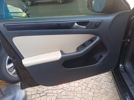 VOLKSWAGEN Jetta 2.0 4P FLEX COMFORTLINE TIPTRONIC AUTOM�TICO, Foto 12