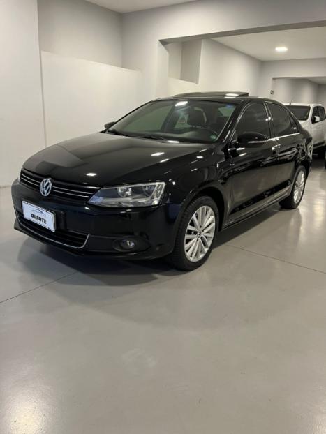 VOLKSWAGEN Jetta 2.0 4P TSI HIGHLINE 200 CV AUTOM�TICO, Foto 3