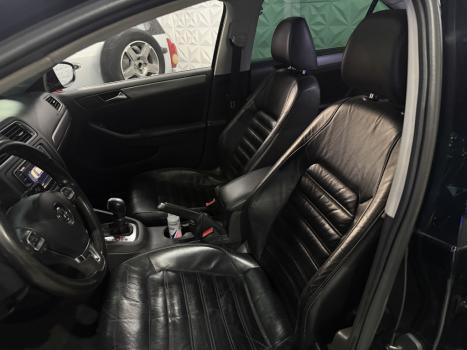 VOLKSWAGEN Jetta 2.0 4P TSI HIGHLINE 200 CV AUTOM�TICO, Foto 6
