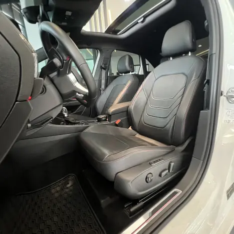 VOLKSWAGEN Jetta 2.0 4P 350 TSI GLI AUTOM�TICO DSG, Foto 17