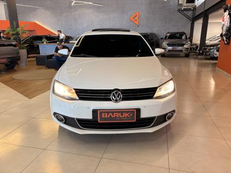VOLKSWAGEN Jetta 2.0 4P COMFORTLINE TIPTRONIC AUTOM�TICO, Foto 3