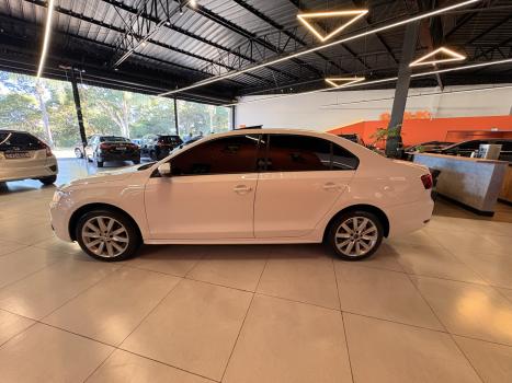 VOLKSWAGEN Jetta 2.0 4P COMFORTLINE TIPTRONIC AUTOM�TICO, Foto 6