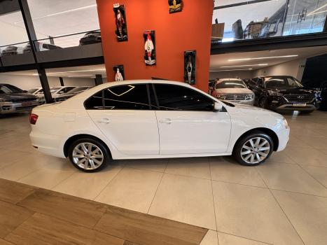 VOLKSWAGEN Jetta 2.0 4P COMFORTLINE TIPTRONIC AUTOM�TICO, Foto 10