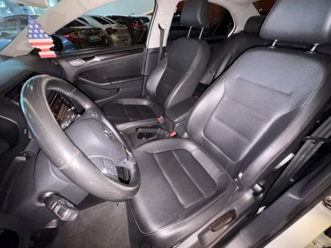 VOLKSWAGEN Jetta 2.0 4P COMFORTLINE TIPTRONIC AUTOM�TICO, Foto 11