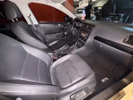 VOLKSWAGEN Jetta 2.0 4P COMFORTLINE TIPTRONIC AUTOM�TICO, Foto 13