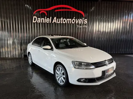 VOLKSWAGEN Jetta 2.0 4P FLEX COMFORTLINE TIPTRONIC AUTOM�TICO, Foto 2
