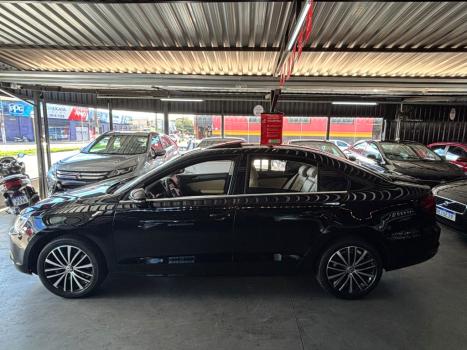 VOLKSWAGEN Jetta 2.0 4P TSI HIGHLINE 200 CV AUTOM�TICO, Foto 7