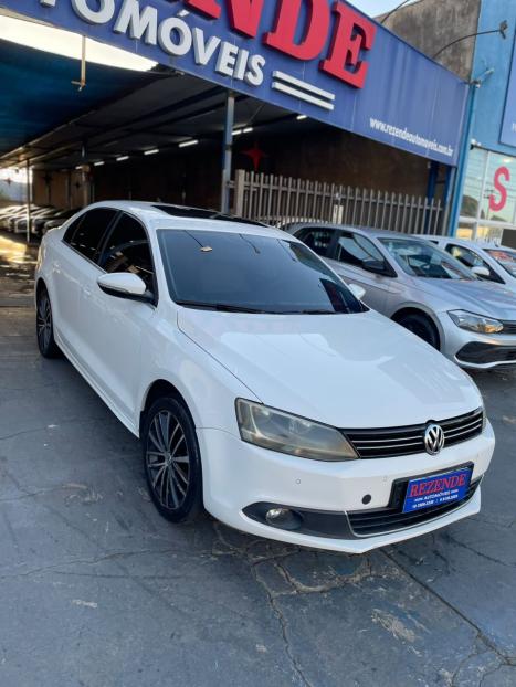 VOLKSWAGEN Jetta 2.0 4P TSI HIGHLINE 211 CV AUTOM�TICO, Foto 2