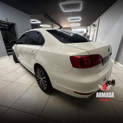 VOLKSWAGEN Jetta 2.0 4P TSI HIGHLINE 200 CV AUTOM�TICO, Foto 4