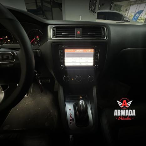 VOLKSWAGEN Jetta 2.0 4P TSI HIGHLINE 200 CV AUTOM�TICO, Foto 8