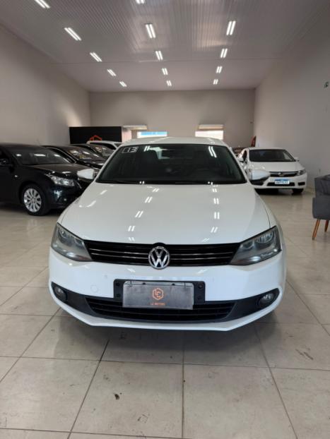 VOLKSWAGEN Jetta 2.0 4P FLEX AUTOM�TICO, Foto 2