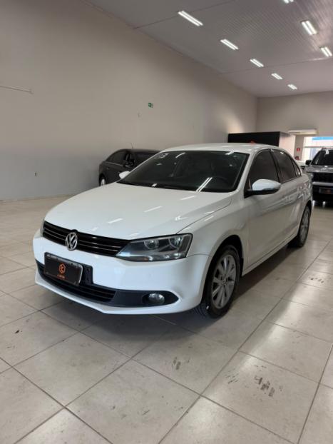 VOLKSWAGEN Jetta 2.0 4P FLEX AUTOM�TICO, Foto 3