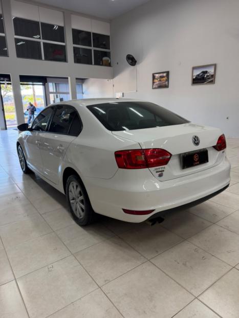VOLKSWAGEN Jetta 2.0 4P FLEX AUTOM�TICO, Foto 5
