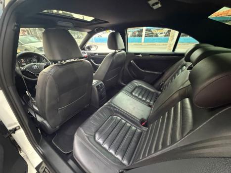 VOLKSWAGEN Jetta 2.0 4P TSI HIGHLINE 211 CV AUTOM�TICO, Foto 9