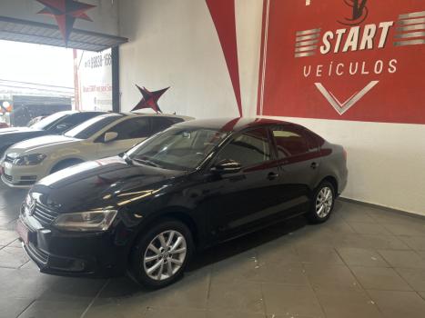 VOLKSWAGEN Jetta 2.0 4P FLEX COMFORTLINE TIPTRONIC AUTOMÁTICO, Foto 4