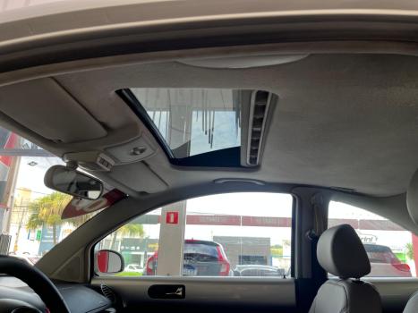 VOLKSWAGEN New Beetle 2.0 MI AUTOM�TICO, Foto 10