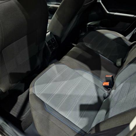 VOLKSWAGEN Nivus 1.0 4P FLEX 200 TSI COMFORTLINE TURBO AUTOMTICO, Foto 8