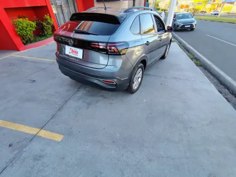 VOLKSWAGEN Nivus 1.0 4P FLEX 200 TSI COMFORTLINE TURBO AUTOM�TICO, Foto 4