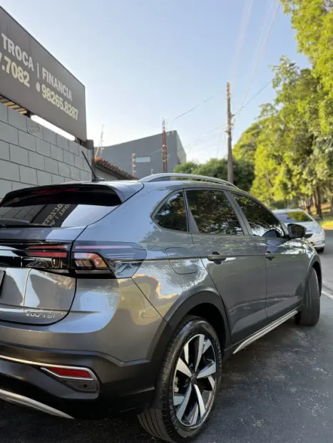 VOLKSWAGEN Nivus 1.0 4P FLEX 200 TSI HIGHLINE TURBO AUTOMTICO, Foto 4