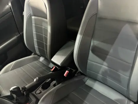 VOLKSWAGEN Nivus 1.0 4P FLEX 200 TSI HIGHLINE TURBO AUTOMTICO, Foto 3