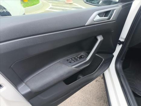 VOLKSWAGEN Nivus 1.0 4P FLEX 200 TSI COMFORTLINE TURBO AUTOMTICO, Foto 14