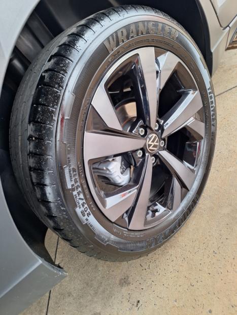 VOLKSWAGEN Nivus 1.0 4P FLEX 200 TSI HIGHLINE TURBO AUTOMTICO, Foto 9