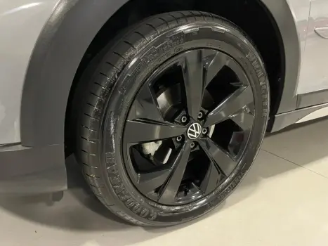 VOLKSWAGEN Nivus 1.0 4P FLEX 200 TSI HIGHLINE TURBO AUTOMTICO, Foto 17