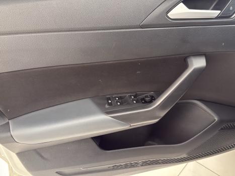 VOLKSWAGEN Nivus 1.0 4P FLEX 200 TSI HIGHLINE TURBO AUTOM�TICO, Foto 8