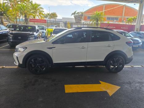 VOLKSWAGEN Nivus 1.0 4P FLEX 200 TSI HIGHLINE TURBO AUTOM�TICO, Foto 5