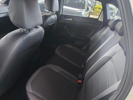 VOLKSWAGEN Nivus 1.0 4P FLEX 200 TSI HIGHLINE TURBO AUTOM�TICO, Foto 10