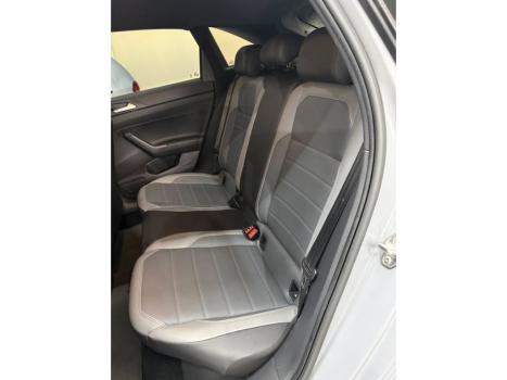 VOLKSWAGEN Nivus 1.0 4P FLEX 200 TSI HIGHLINE TURBO AUTOM�TICO, Foto 9