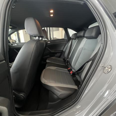 VOLKSWAGEN Nivus 1.0 4P FLEX 200 TSI HIGHLINE TURBO AUTOM�TICO, Foto 16