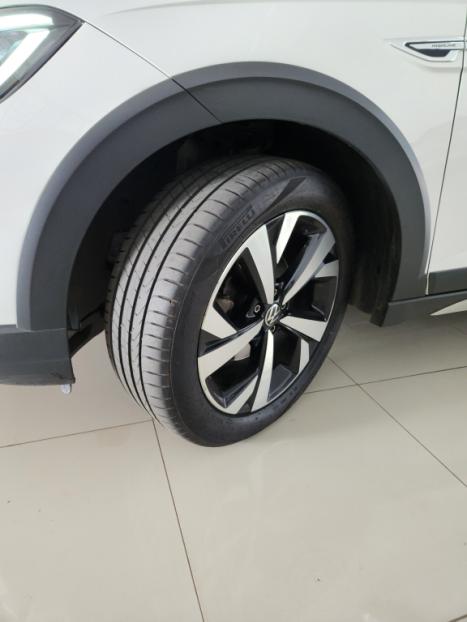 VOLKSWAGEN Nivus 1.0 4P FLEX 200 TSI HIGHLINE TURBO AUTOM�TICO, Foto 8