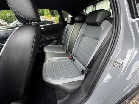 VOLKSWAGEN Nivus 1.0 4P FLEX 200 TSI HIGHLINE TURBO AUTOM�TICO, Foto 14