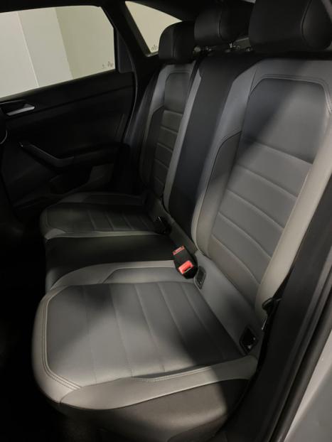 VOLKSWAGEN Nivus 1.0 4P FLEX 200 TSI HIGHLINE TURBO AUTOM�TICO, Foto 17