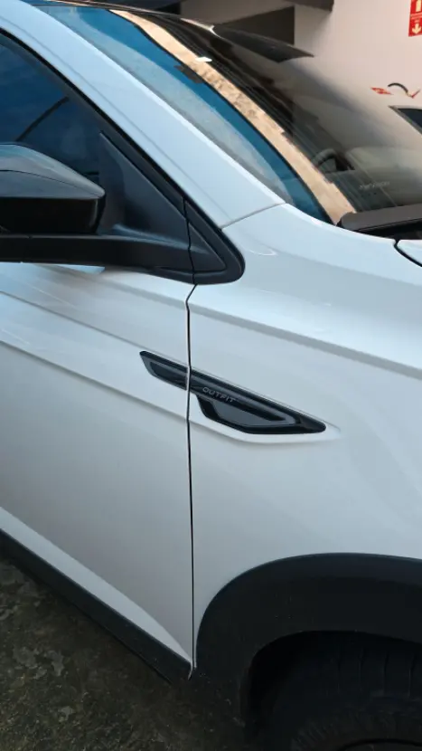 VOLKSWAGEN Nivus 1.0 4P FLEX 200 TSI HIGHLINE TURBO AUTOM�TICO, Foto 2