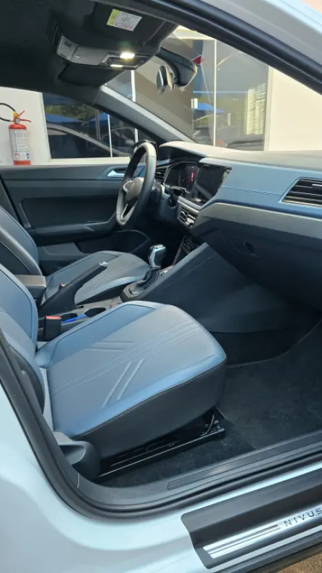 VOLKSWAGEN Nivus 1.0 4P FLEX 200 TSI HIGHLINE TURBO AUTOM�TICO, Foto 13