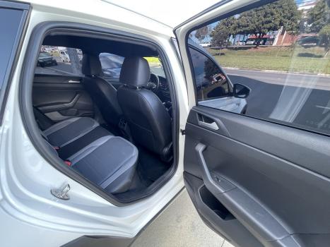 VOLKSWAGEN Nivus 1.0 4P FLEX 200 TSI HIGHLINE TURBO AUTOM�TICO, Foto 17