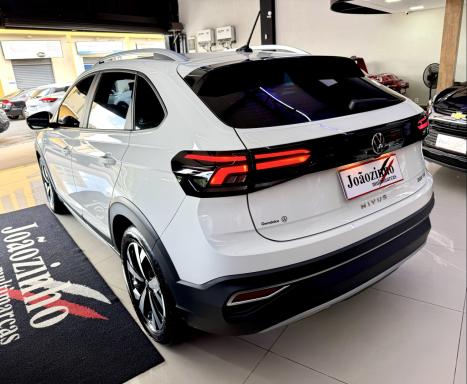 VOLKSWAGEN Nivus 1.0 4P FLEX 200 TSI HIGHLINE TURBO AUTOM�TICO, Foto 6