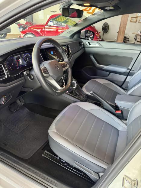 VOLKSWAGEN Nivus 1.0 4P FLEX 200 TSI HIGHLINE TURBO AUTOM�TICO, Foto 10