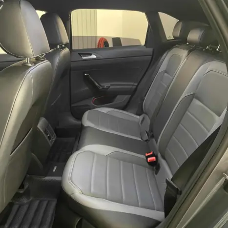 VOLKSWAGEN Nivus 1.0 4P FLEX 200 TSI HIGHLINE TURBO AUTOM�TICO, Foto 14