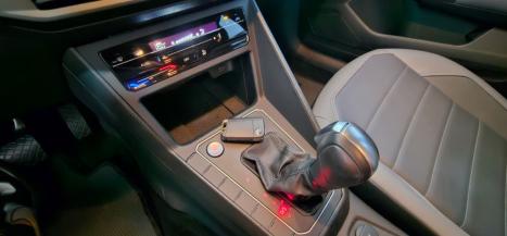 VOLKSWAGEN Nivus 1.0 4P FLEX 200 TSI HIGHLINE TURBO AUTOM�TICO, Foto 8