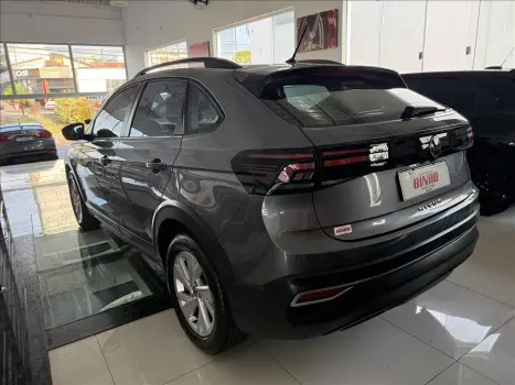 VOLKSWAGEN Nivus 1.0 4P FLEX 200 TSI COMFORTLINE TURBO AUTOM�TICO, Foto 4